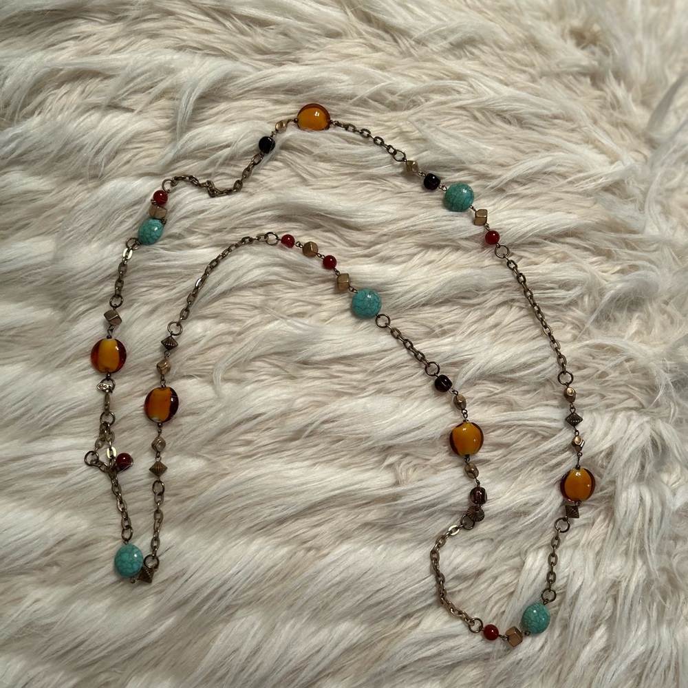 Premier Designs 2010 Beaded Necklace with Antique Gold Toned Accents